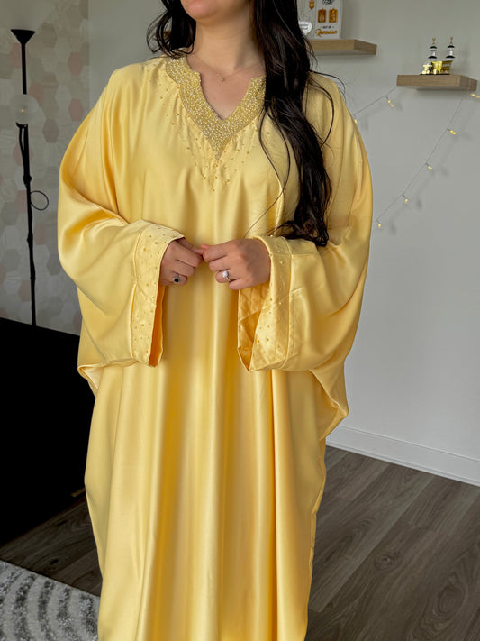 Abaya Yousra avec Ceinture Intérieure Jaune