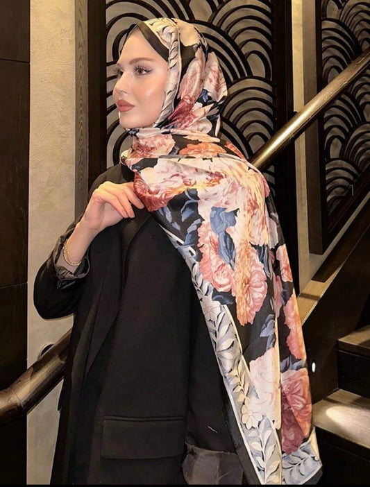 HIJAB NAILA À MOTIFS FLORAUX NOIR